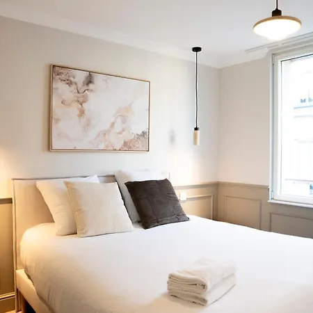 Suite Privee Tout Confort Renovee, Esprit Hotel 4 Etoiles