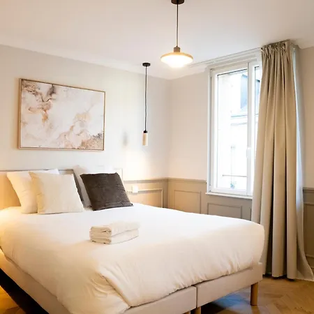 Suite Privee Tout Confort Renovee, Esprit Hotel 4 Etoiles 公寓 *