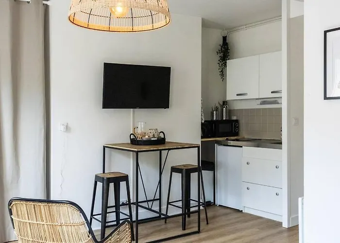 Suite Privee Tout Confort Renovee, Esprit Hotel 4 Etoiles * 凯恩